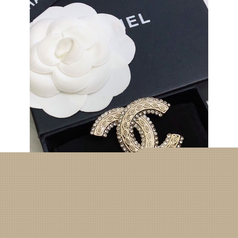 Ch*el brooches